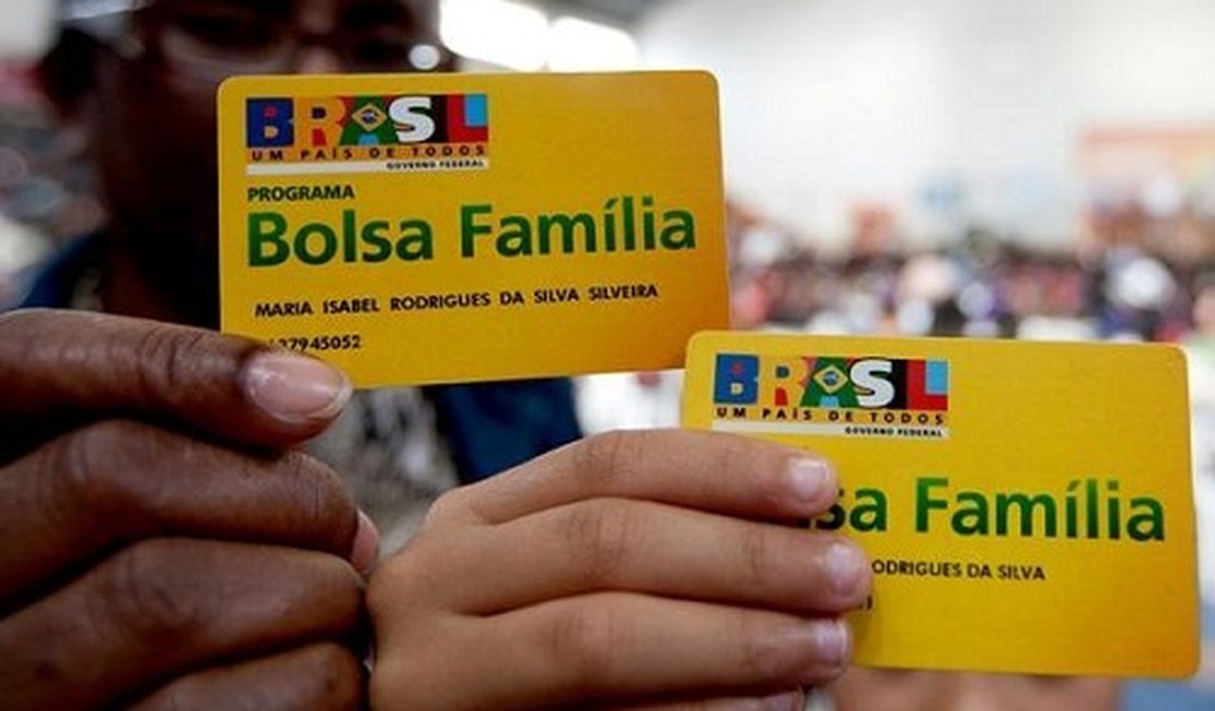 Famílias inscritas no Bolsa Família têm até 90 dias para sacar o benefício