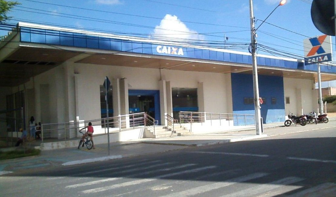 Princípio de incêndio em Agência Bancária assusta moradores do Santa Edwirges