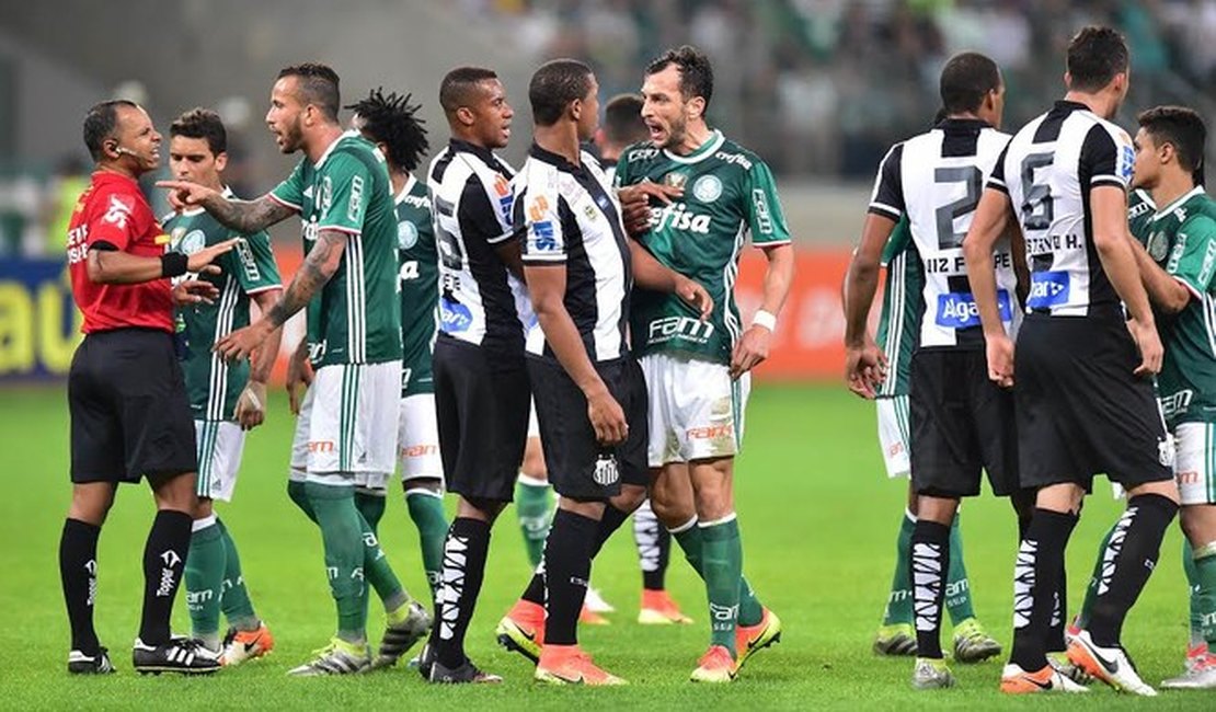 Palmeiras explosivo e Santos cerebral protagonizam empate justo