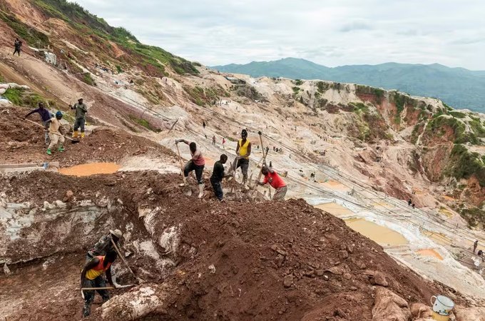 Desabamento de mina na República Democrática do Congo mata mais de 200 pessoas, incluindo crianças