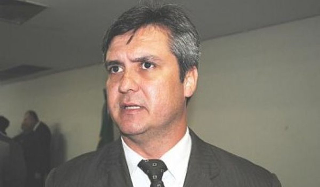 Delegado José Edson, que morreu de covid-19, será sepultado quarta-feira em Maceió