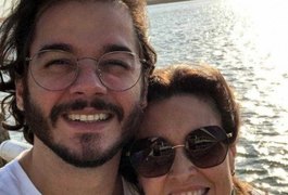 Fátima Bernardes comemora dez meses de namoro: 'Não precisa coragem'