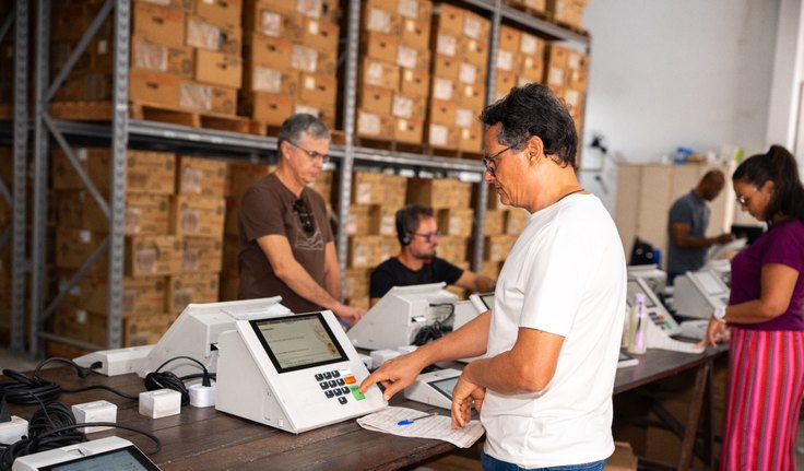TRE Alagoas realiza testagem das urnas eletrônicas  no 18° Simulado Nacional de Hardware