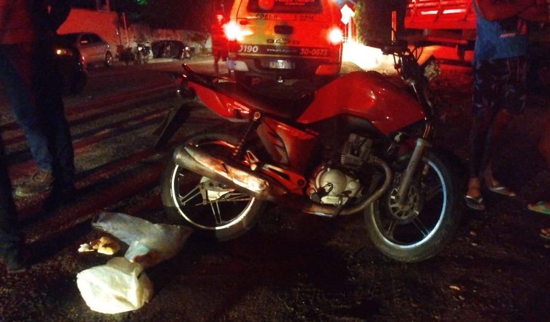 Motocicleta colide na traseira de caminhão que dava ré em rodovia de Girau do Ponciano