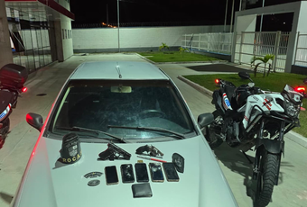 PM apreende arma de fogo em Santana do Ipanema e cumpre mandado de prisão em Penedo