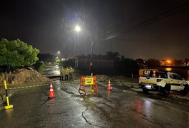 Em menos de um dia, já choveu em Penedo a metade do volume esperado para todo mês de maio