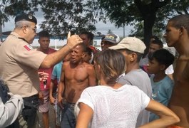 Comunidade interdita trecho da BR-104 em Maceió em protesto contra falta d'água
