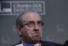 Cunha: Câmara não votará projetos enquanto Senado não decidir sobre impeachment