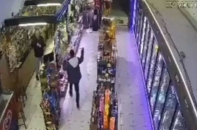 Preço da cerveja gera confusão e cliente tenta assassinar dono de loja