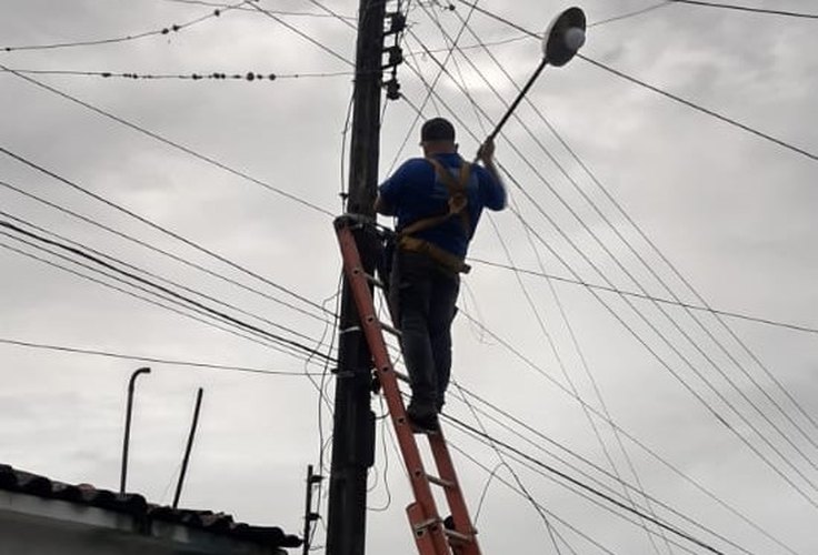 Prefeitura inicia troca de todas as lâmpadas da rede pública em Maribondo