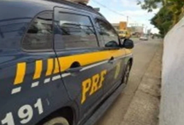 Ação da PRF prende motociclista por embriaguez no Sertão alagoano