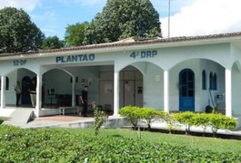 Procurado por assassinato é detido por embriaguez ao volante