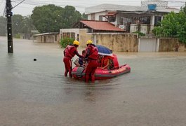 Lula aciona ajuda federal para cidades atingidas pelas chuvas em PE