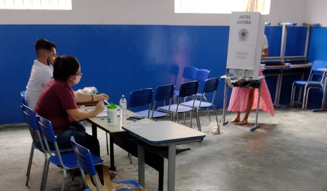 Eleição em Campo Grande: Advogados de candidatos afirmam que juiz os 'expulsou' de local de votação