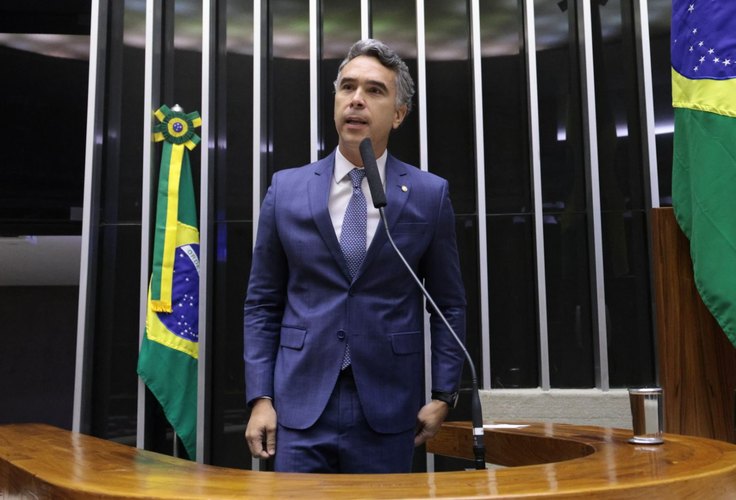 Deputado federal Rafael Brito faz indicação para reajuste do valor da merenda escolar