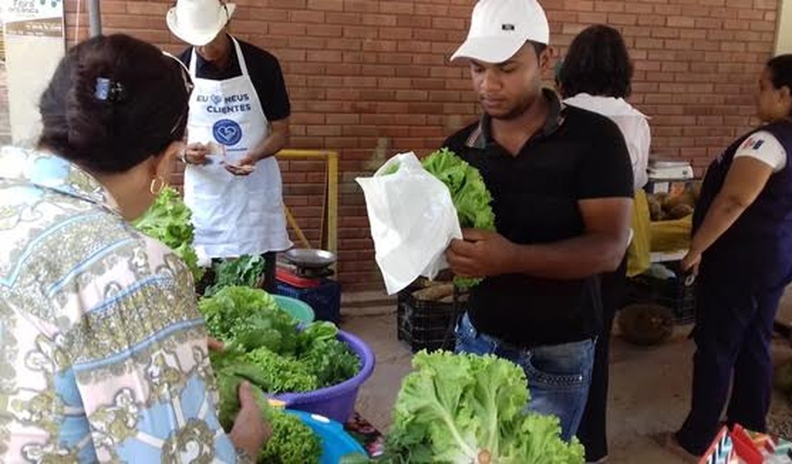 Produtos orgânicos voltam a ser comercializados na Semarh nesta terça-feira