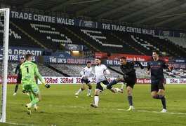City avança às quartas com gol de Gabriel Jesus e quebra recorde de vitórias seguidas