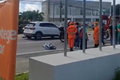 Condutora morre após colidir motocicleta contra poste em Maceió