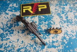 Rádio Patrulha prende homem armado em Arapiraca