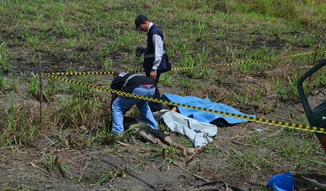 Polícia encontra corpo completamente desfigurado, em Alagoas