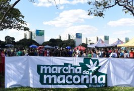 Marcha da Maconha acaba com usuários presos e facas apreendidas