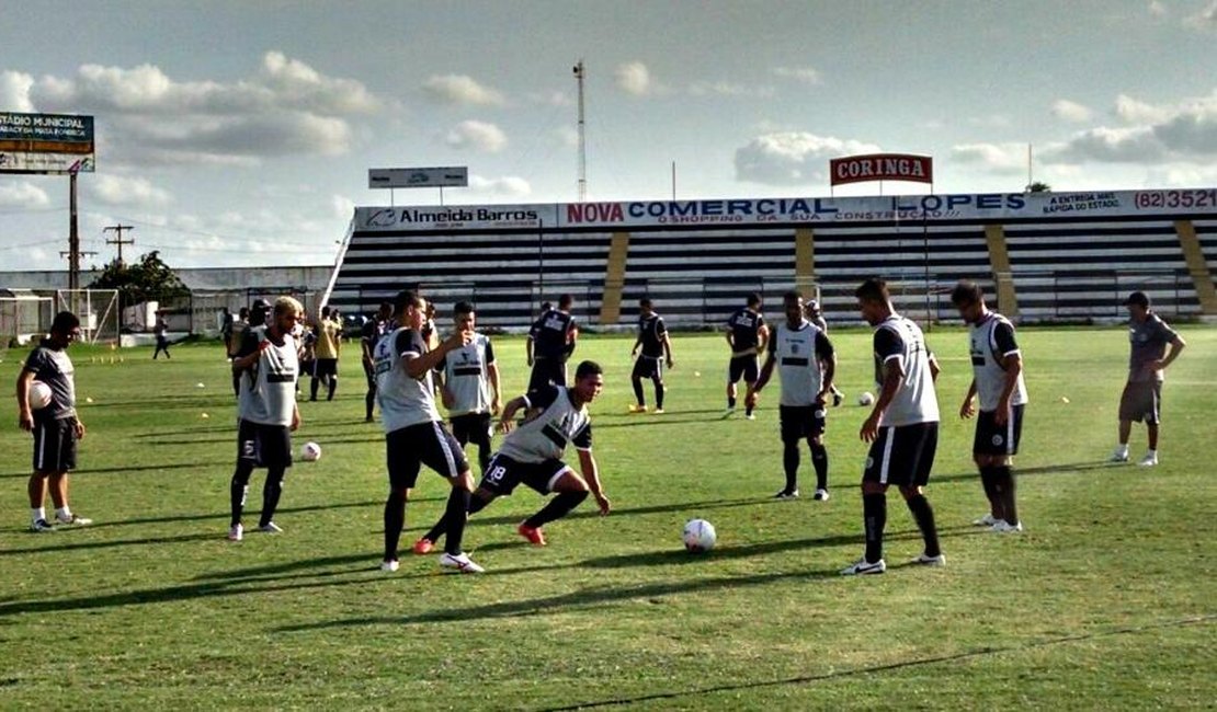 Trabalho árduo marca o décimo dia de pré-temporada alvinegra