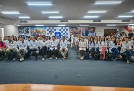 Sesau acolhe 69 novos residentes que irão atuar em unidades da na rede estadual