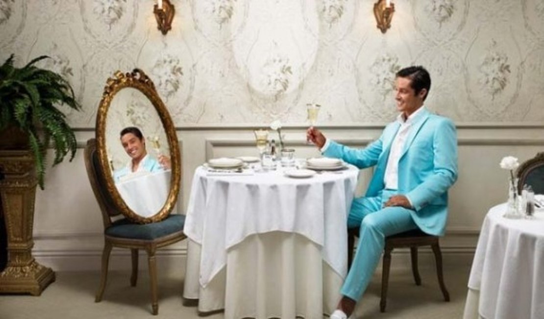 Saiba como reconhecer e se proteger de uma pessoa narcisista