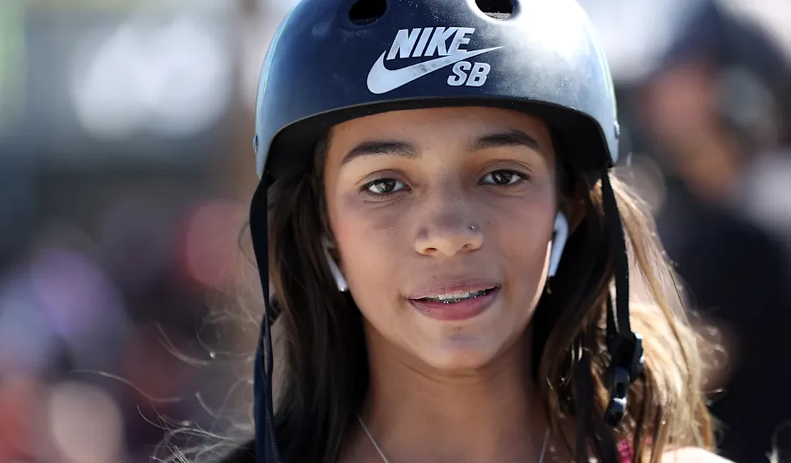 Na última manobra, Rayssa Leal vence etapa do Mundial de Skate