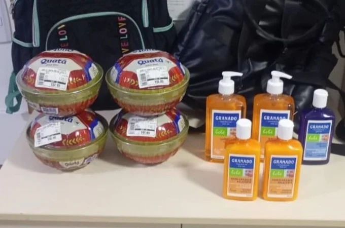 Casal é detido por tentativa de furto em supermercado na Ponta Verde, em Maceió