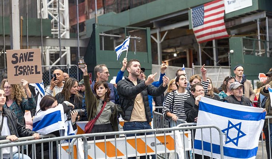 Cerca de mil brasileiros em Israel já pediram para voltar ao Brasil