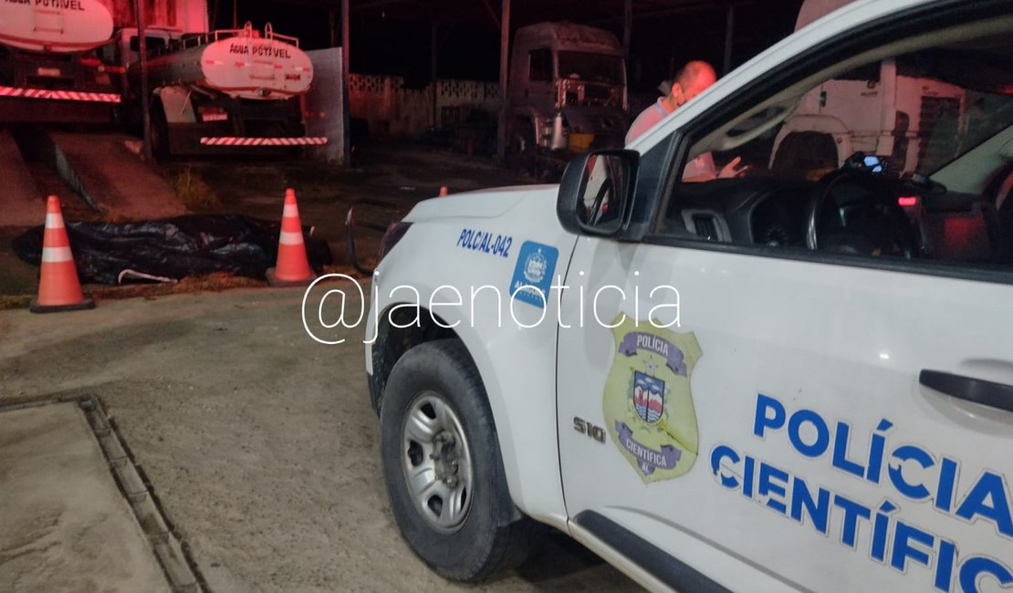 Homem de 27 anos é morto com disparos de arma de fogo na zona rural de Arapiraca