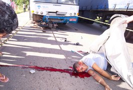 Ônibus da Real Arapiraca colide e mata motociclista