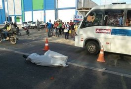 Motociclista morre após ser atropelado por caminhão na Fernandes Lima, em Maceió