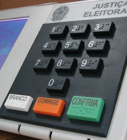 Faltam dois meses para o fechamento do cadastro eleitoral