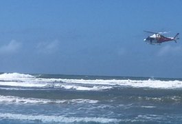 Bombeiros retomam buscas por menino de 6 anos que se afogou na Praia do Pontal do Peba, em Piaçabuçu