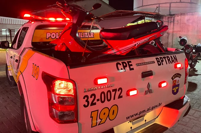 BPTran prende homem com motor de motocicleta roubada, durante blitz na parte alta de Maceió
