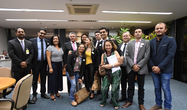 Vereadores de Arapiraca buscam apoio em Brasília para pagamento dos precatórios aos professores