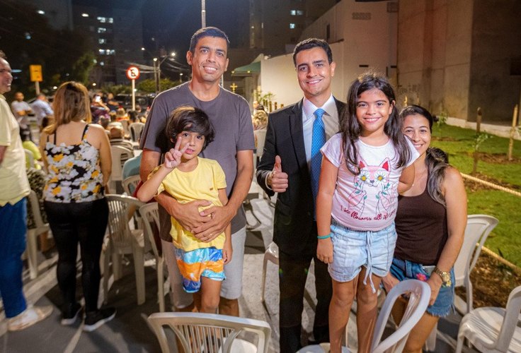 JHC entrega espaço de convívio social a moradores do Jardim Vaticano