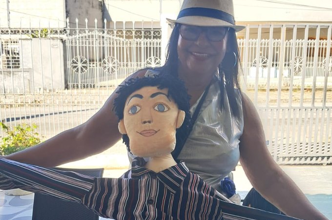 Márcia de Assis destaca o valor da autoestima e dos bons hábitos em apresentação no Lar da Menina