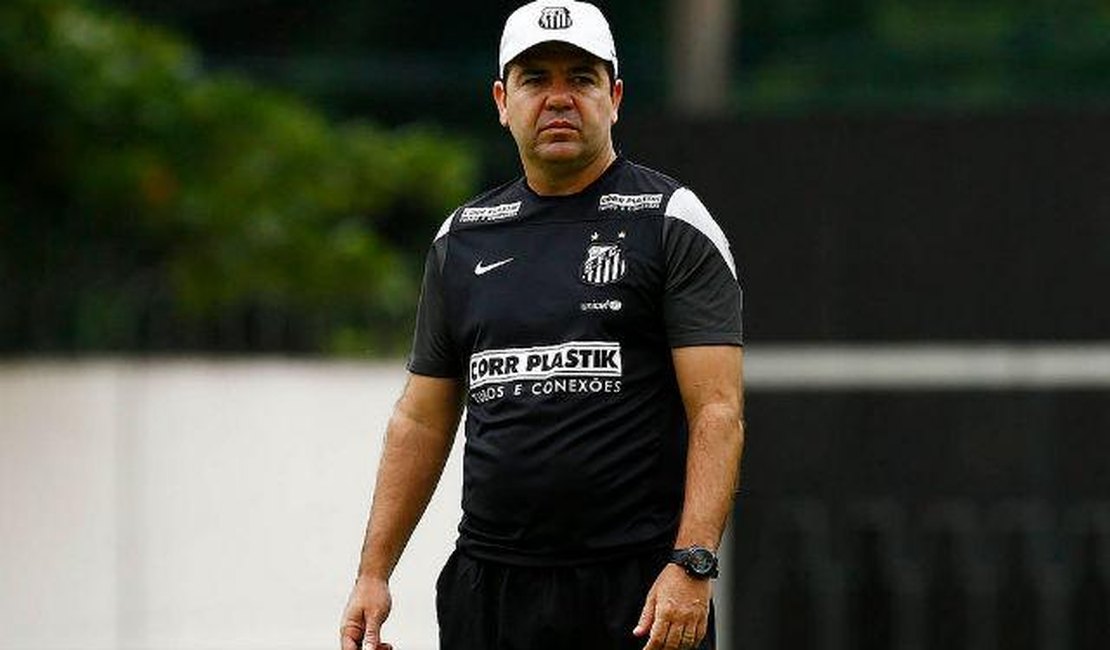 Após demitir Marcelo Chamusca, Fortaleza anuncia Enderson Moreira como novo técnico