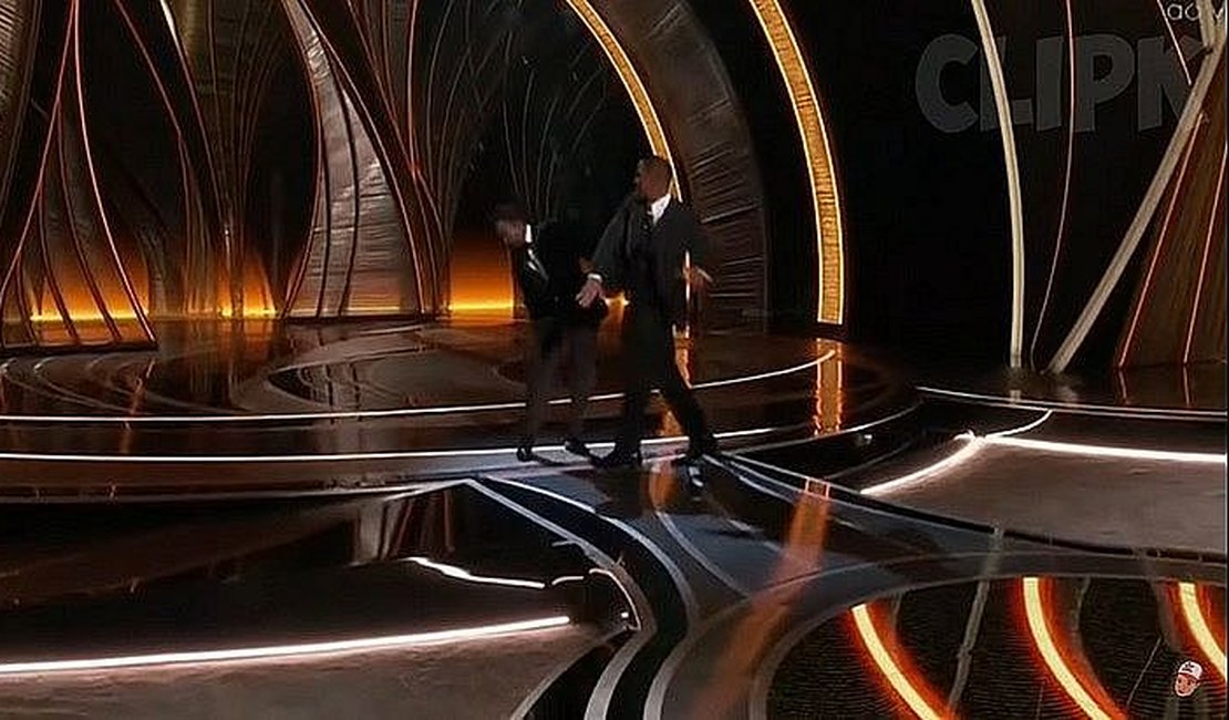 Chris Rock quebra silêncio sobre tapa de Will Smith no Oscar