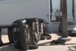 Acidente entre carro e moto deixa duas pessoas feridas em Maceió