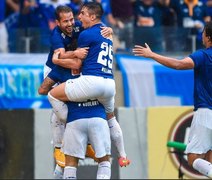 Com chuva e sufoco, Cruzeiro vence Goiás e é campeão brasileiro de 2014