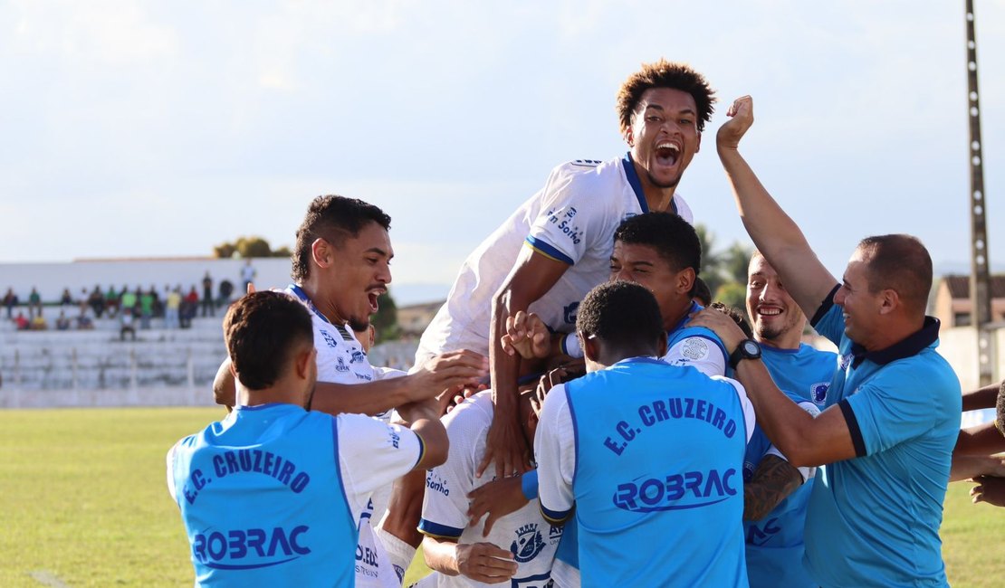 Cruzeiro de Arapiraca derrota o Zumbi por 3 a 1 e está classificado na Copa Alagoas 2023