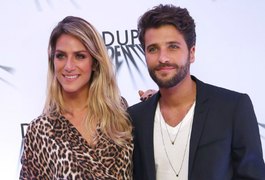 Assessoria de Bruno Gagliasso e Giovanna Ewbank confirma adoção