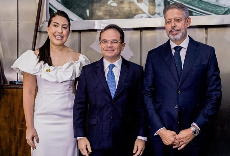 Parlamento alagoano homenageia Arthur Lira com a mais alta honraria da Casa