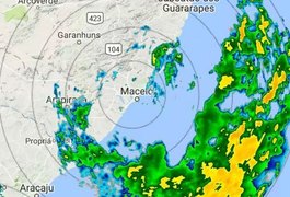 Imagem de radar é verdadeira, mas onda de chuva não deve chegar a Alagoas, diz Semarh