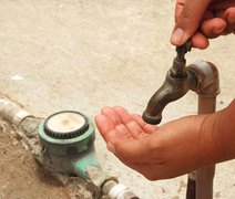 Casal esclarece falta de água em bairros de Arapiraca e municípios do Agreste