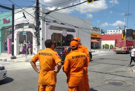 'Curto-circuito na rede de telefonia', diz Equatorial, sobre incêndio em fiações no Centro de Arapiraca